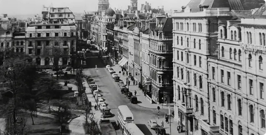 1899 – Fondations de la science.